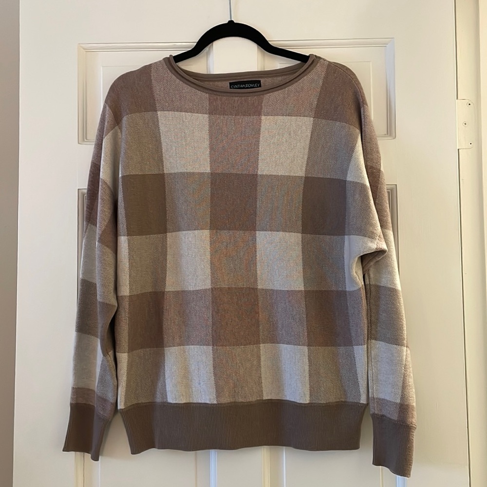 Checkered Mauve Sweater